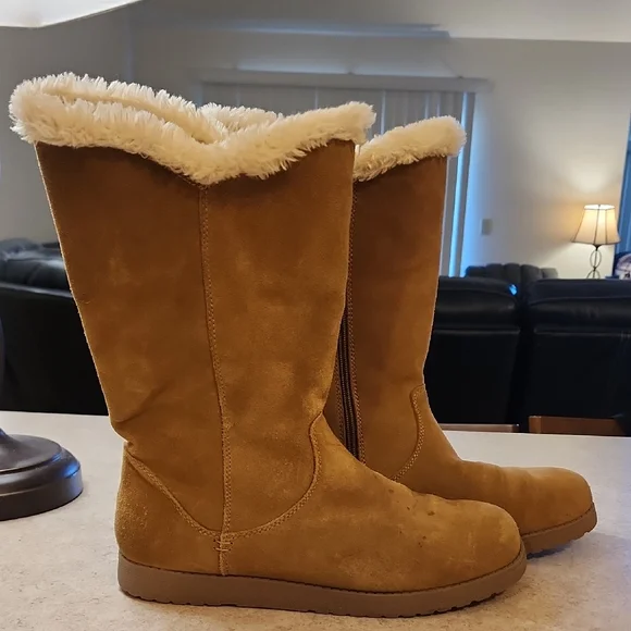 Womens Universal Thread Charleigh Tall Shearling Style Boots - Picture 1 of 9